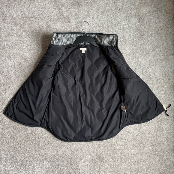 J. Crew Women's Excursion Black Quilted
Down Puffer Vest Herringbone. Like New! - Picture 6 of 7